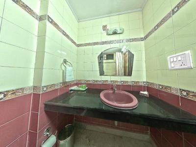 Hotel Pablas International, New Delhi, Near Metro