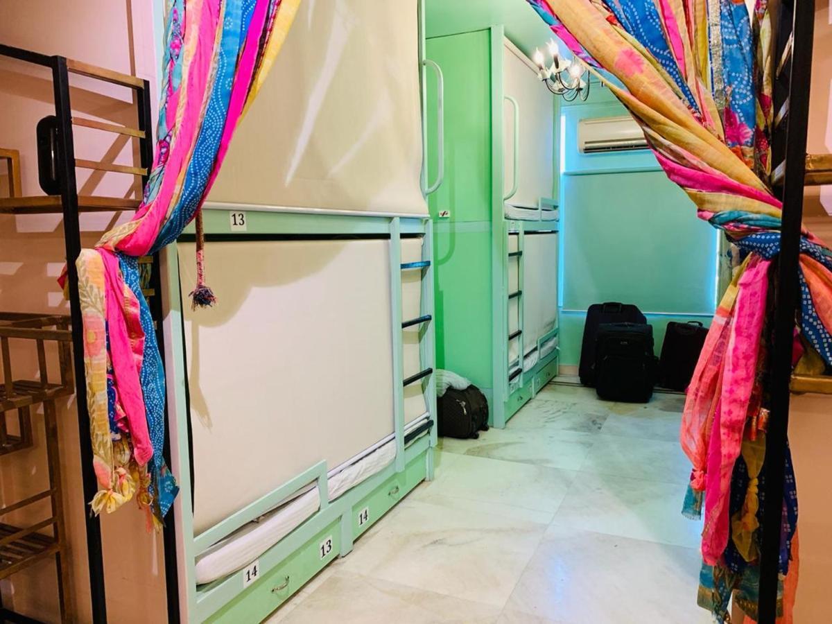 Tobo Hostel *