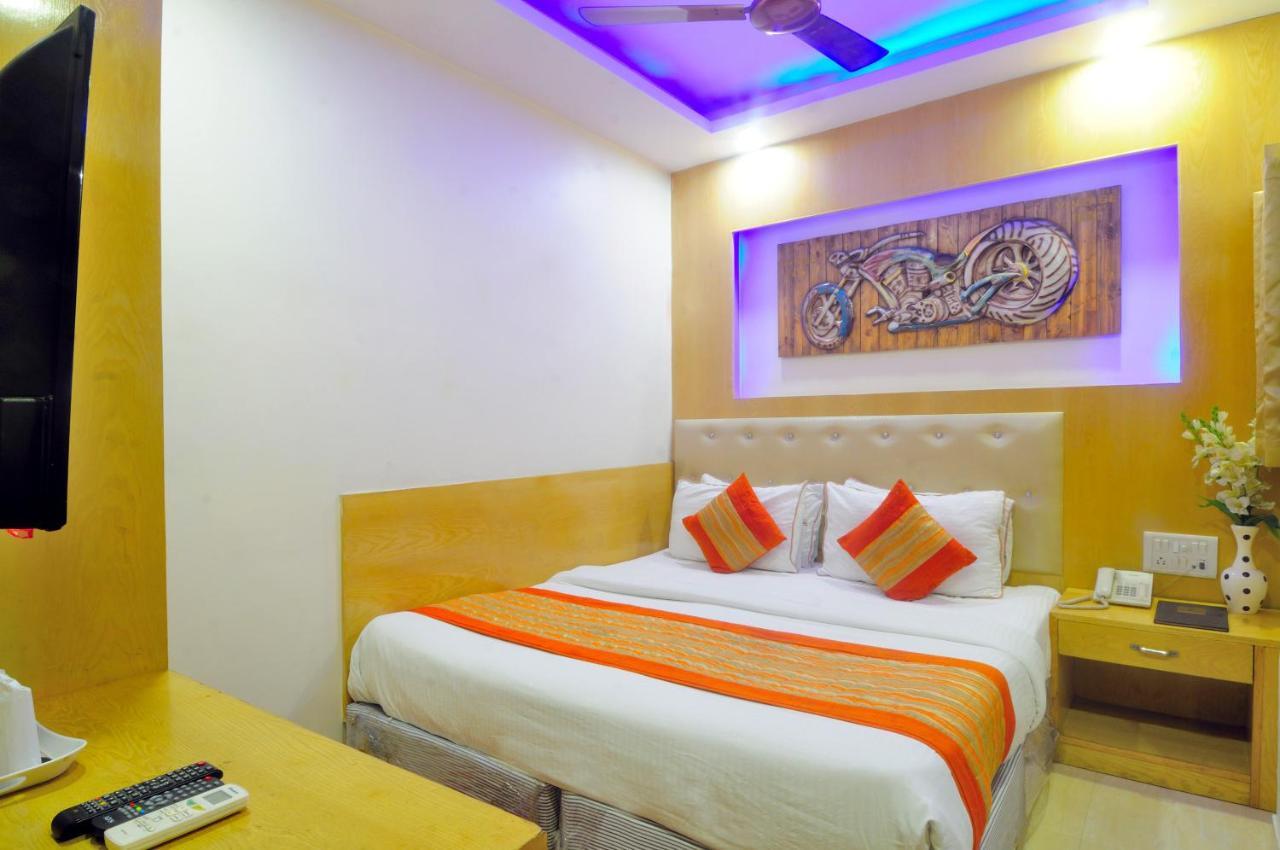 Palace Deluxe - Paharganj - Hotel 3*
