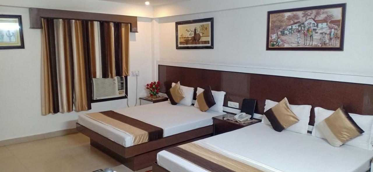 Su Shree Continental 5 Minutes Walk From Railway Station 3*