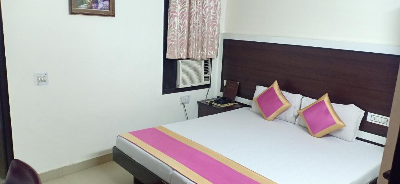 Su Shree Continental 5 Minutes Walk From Railway Station Hotel New Delhi
