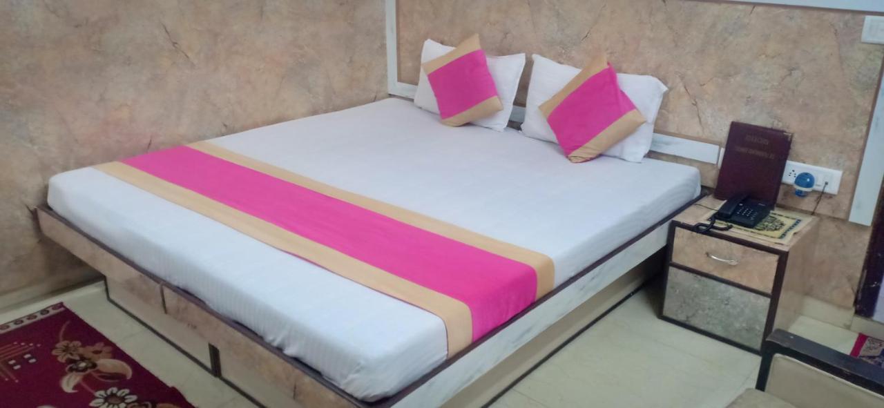 Su Shree Continental 5 Minutes Walk From Railway Station Hotel 3*
