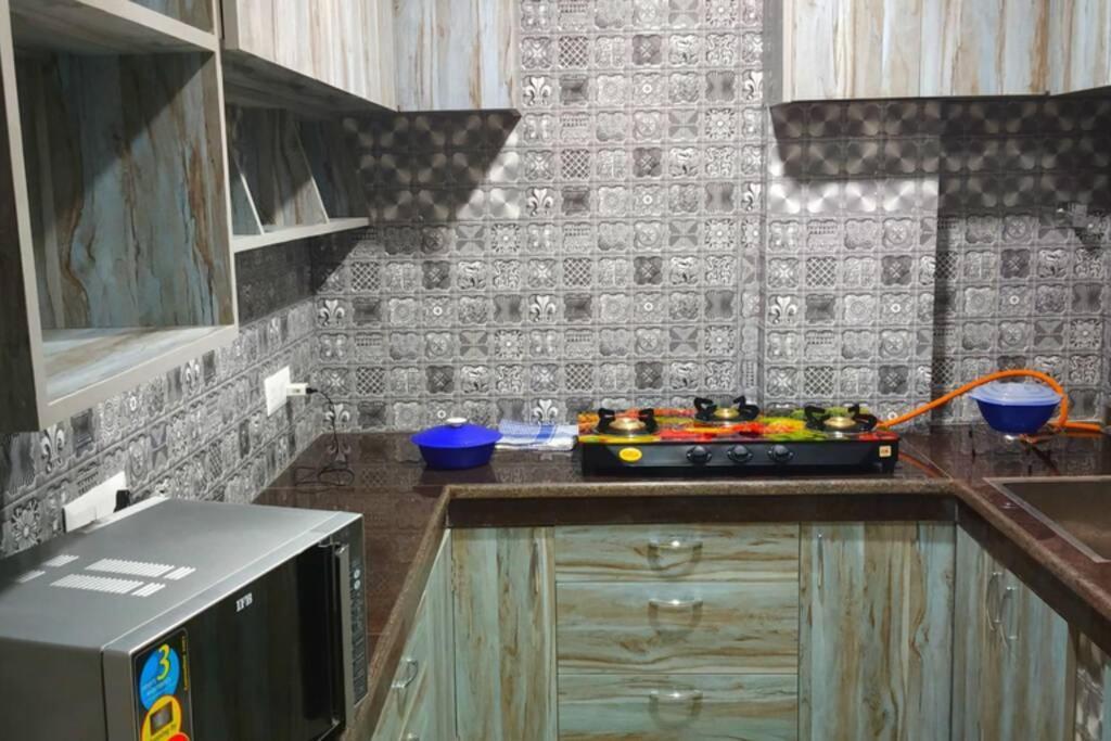 Apartment Short 3bhk Serviced
